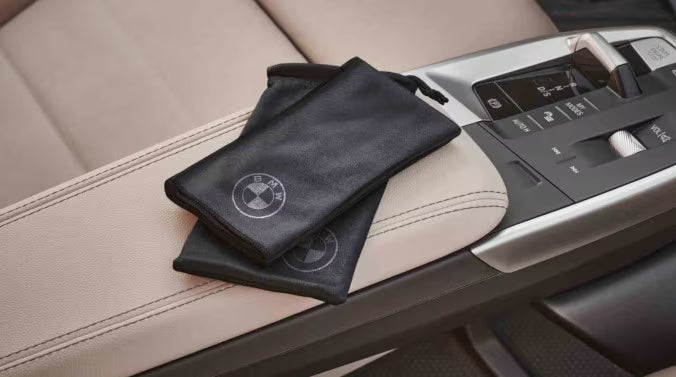 BMW display cleaning cloth