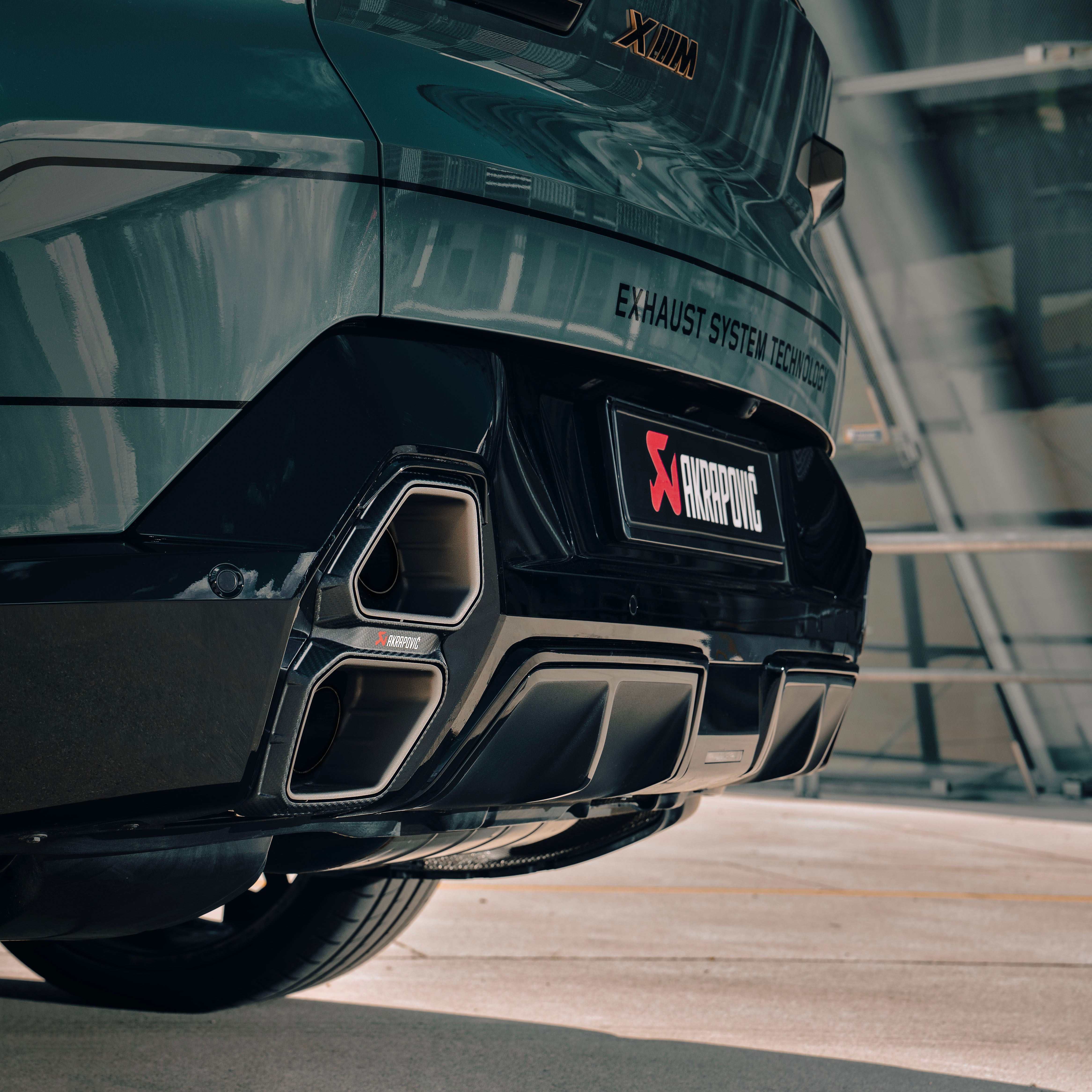 Slip-On Line (Titanium) BMW XM